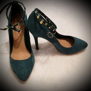 Turquoise heels